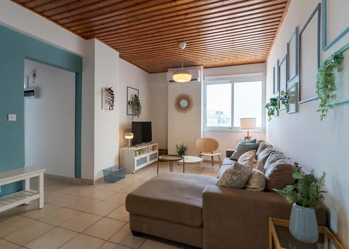 Laurel 2-bedroom In アパート *