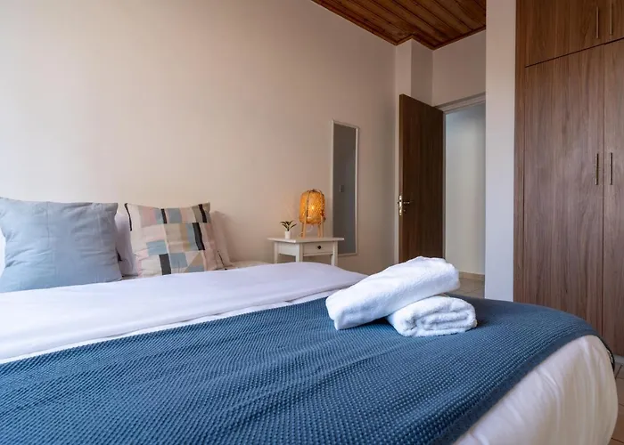 アパート Laurel 2-bedroom In ラルナカ