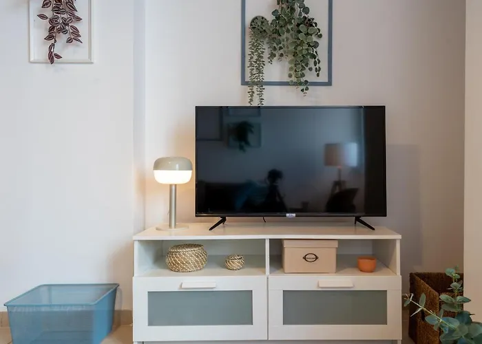 Laurel 2-bedroom In アパート