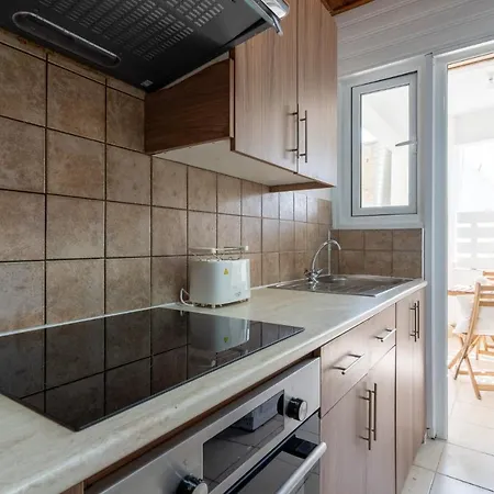 Laurel 2-bedroom In 拉纳卡