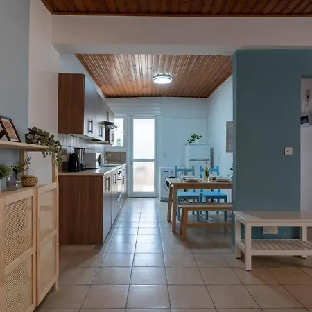 公寓 Laurel 2-bedroom In *